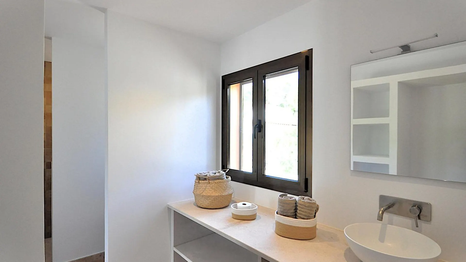VILLA AUREA-Cala Mesquida- Primera linea de Mar