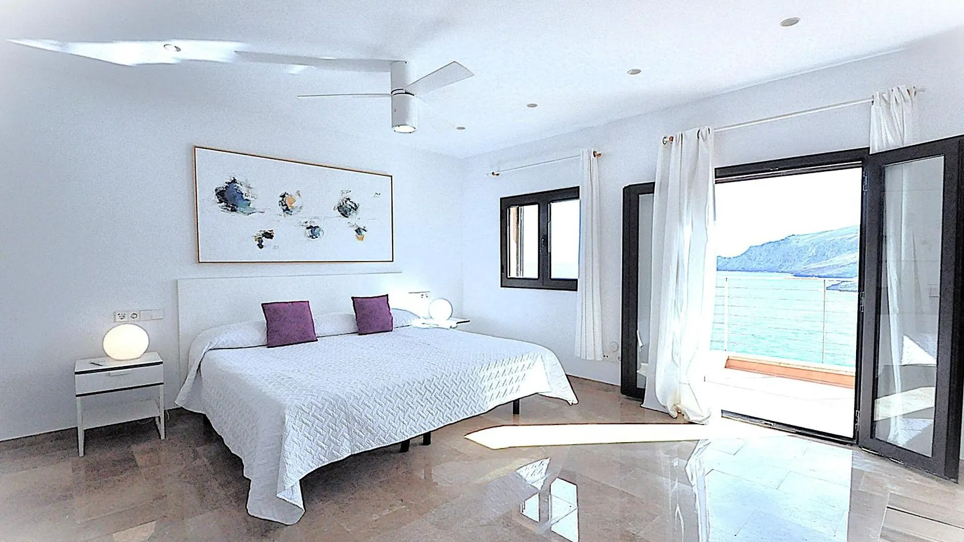 VILLA AUREA-Cala Mesquida- Primera linea de Mar
