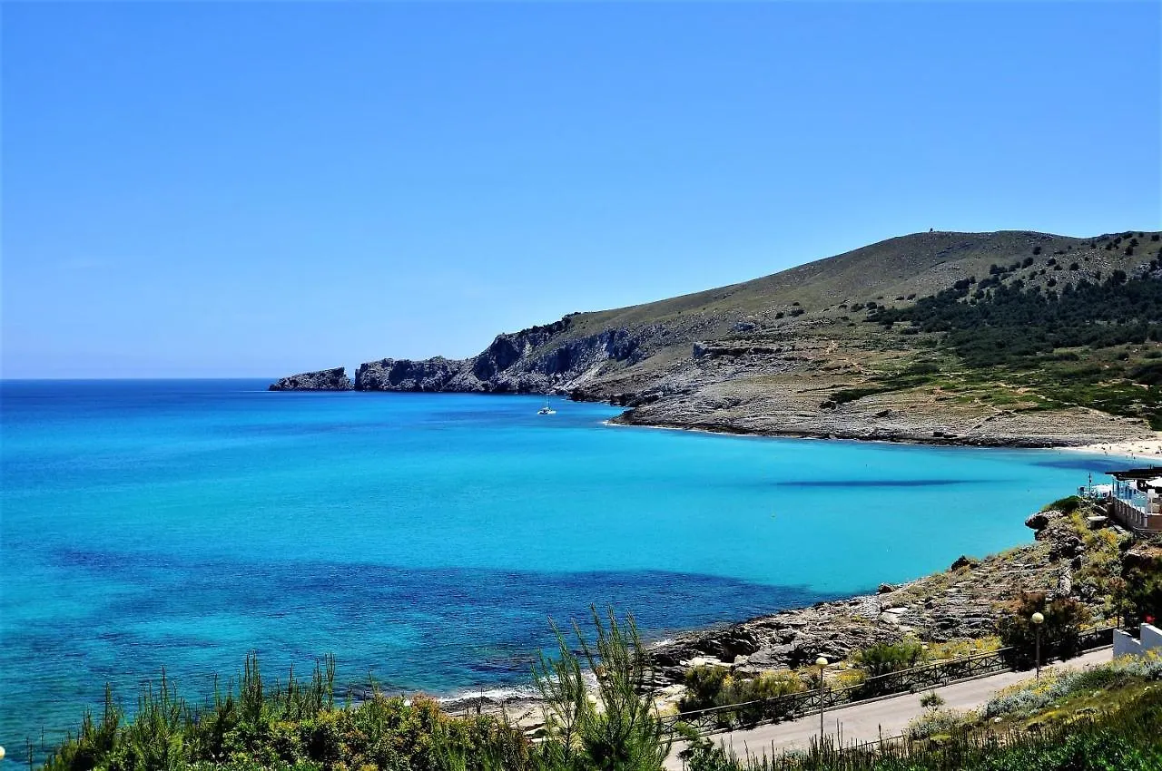 VILLA AUREA-Cala Mesquida- Primera linea de Mar España
